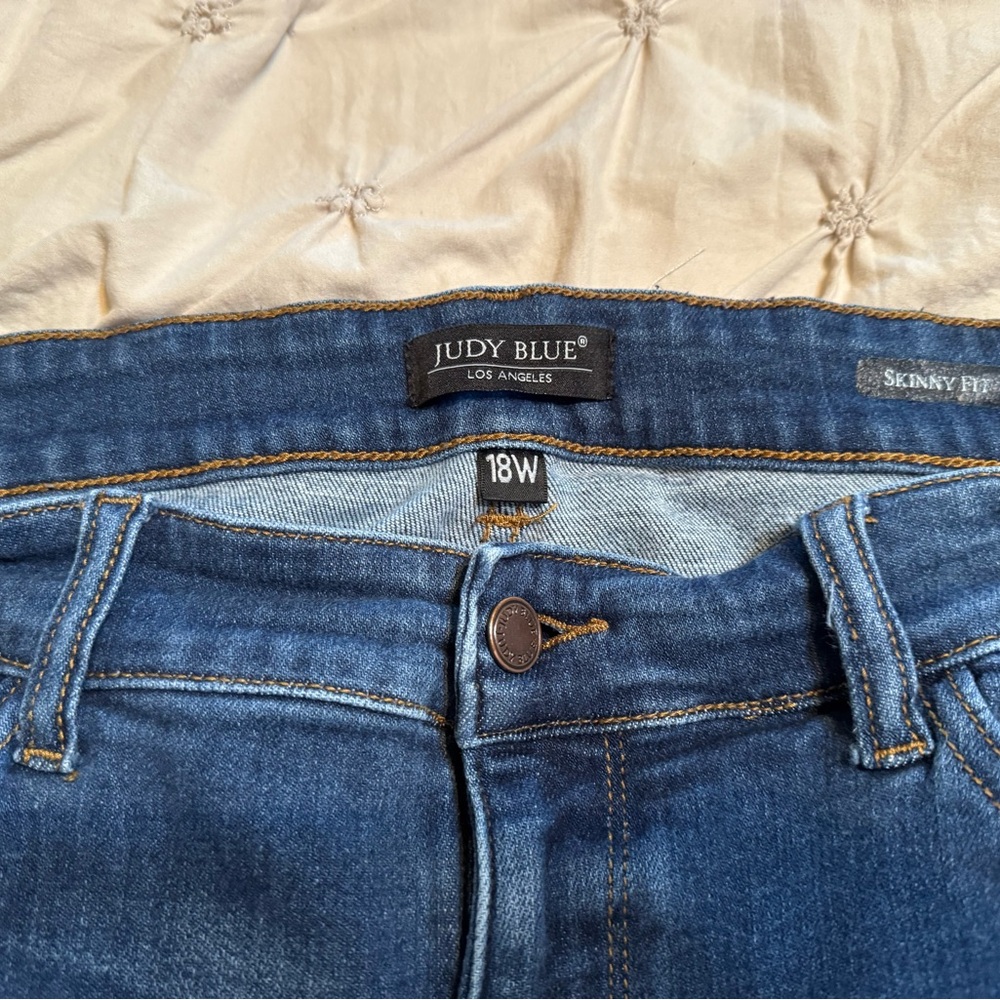 Judy Blue Women's Blue Jeans - Skinny Fit